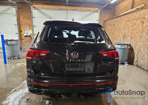 2022 Volkswagen Tiguan Se R-Line Black z USA, uszkodzony, nr VIN 3VV8B7AX4NM029671